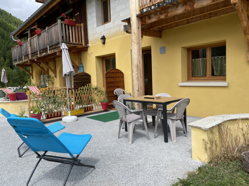 Le Val d'azur - rampe d'accès et terrasse